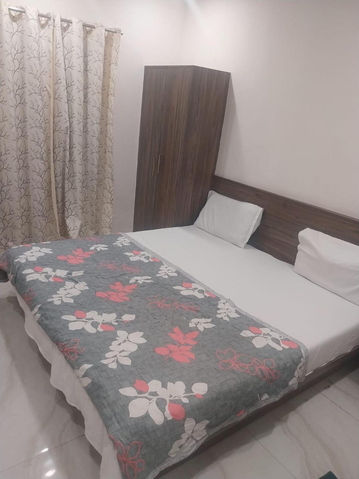 Hotel Rovers Inn Amritsar Esterno foto