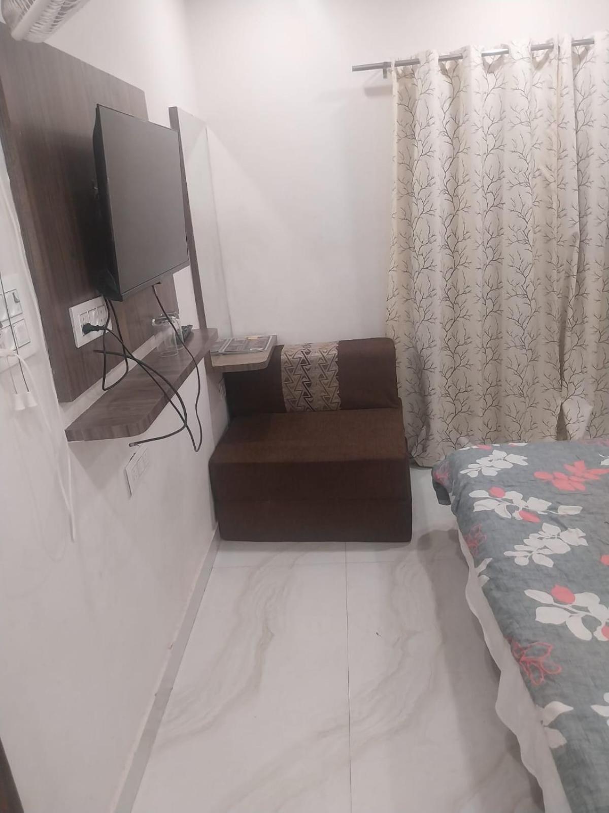 Hotel Rovers Inn Amritsar Esterno foto